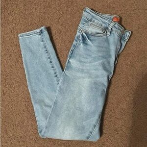 Light Wash Skinny Jeans